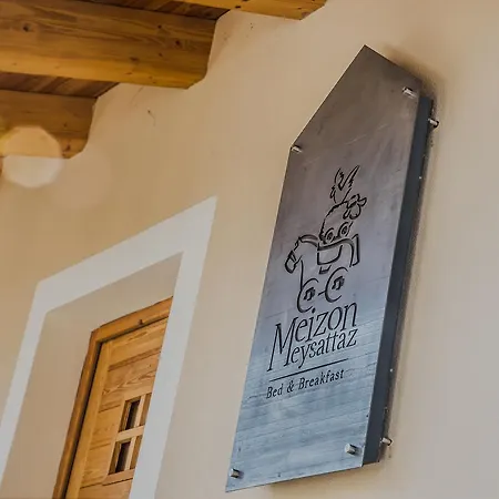 Meizon Meysattaz Alojamento de Acomodação e Pequeno-almoço Aosta